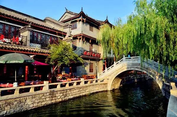 逃离荒凉的地方